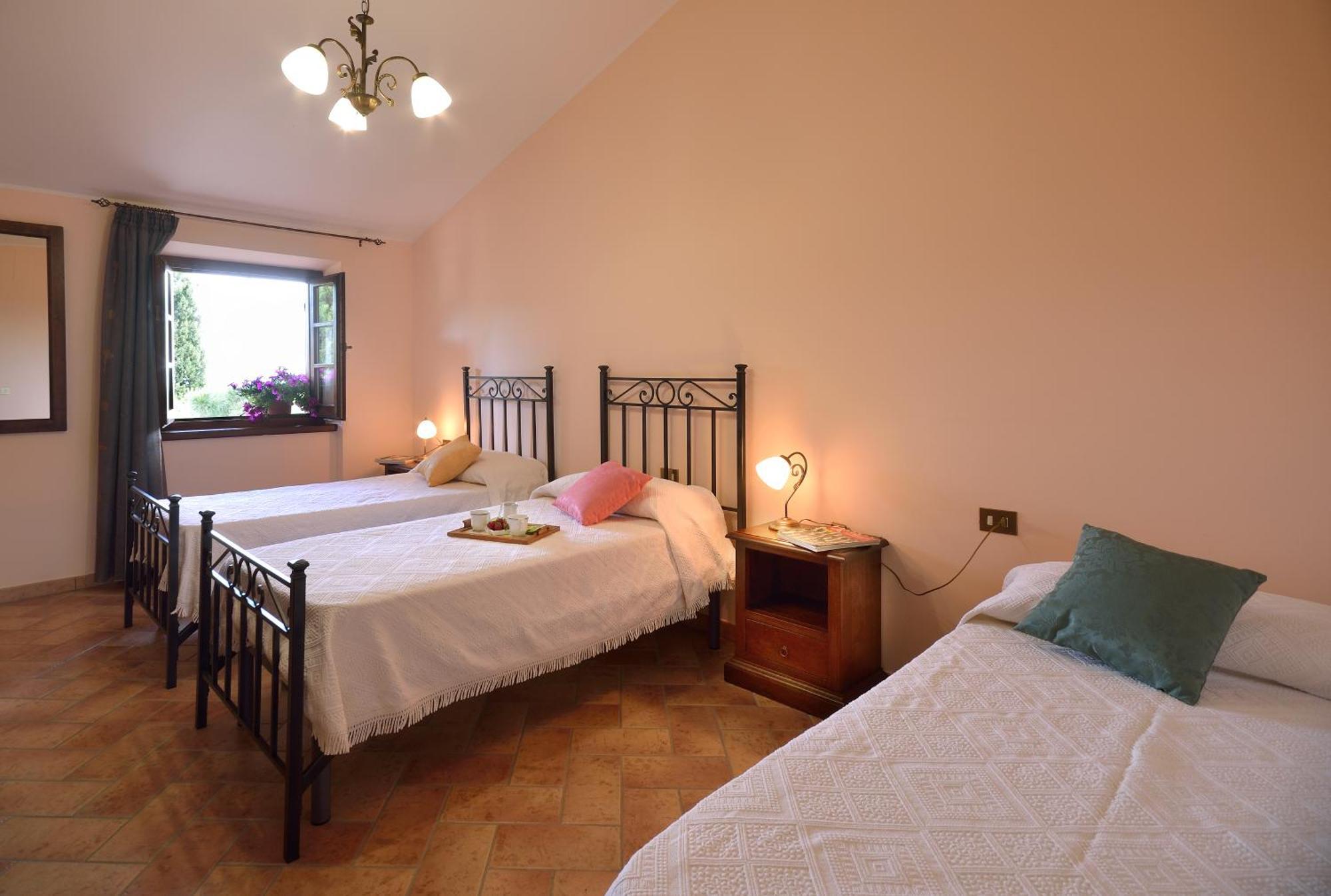 Agriturismo San Severo Passignano sul Trasimeno Quarto foto